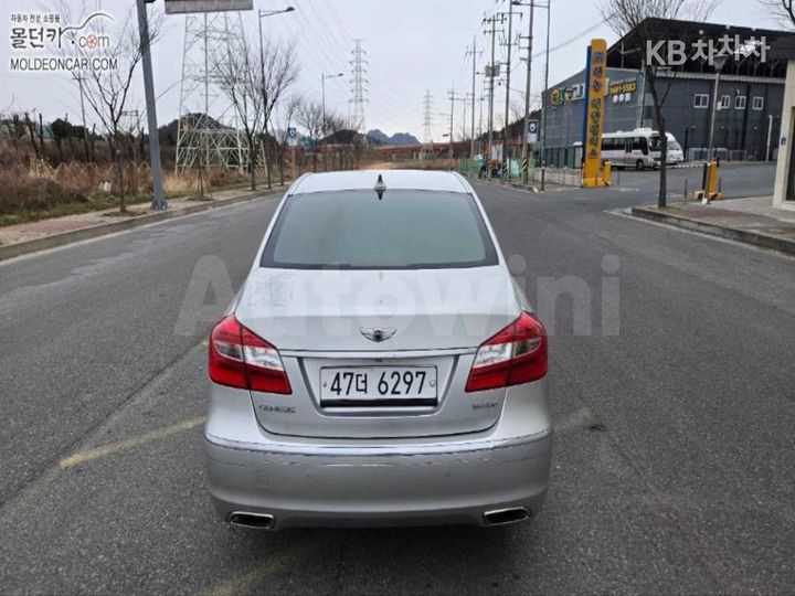 Hyundai Genesis 2012 — 4