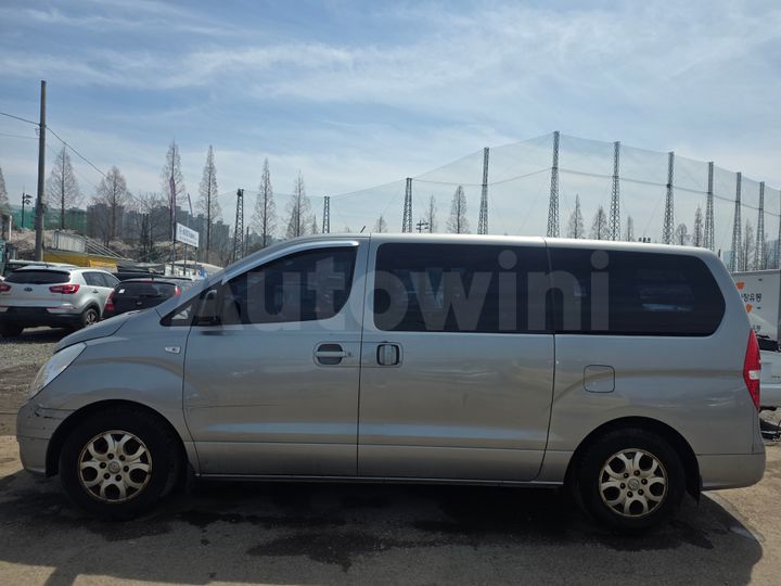Hyundai Starex 2015 — 5