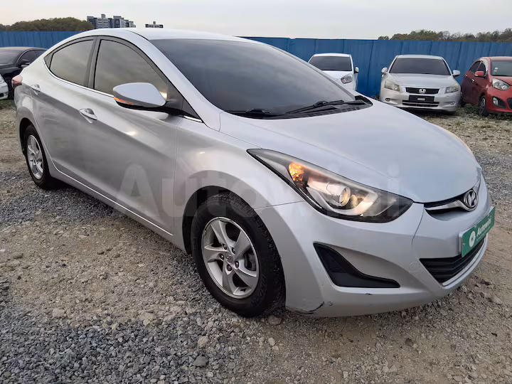 Hyundai Avante 2015 — 2