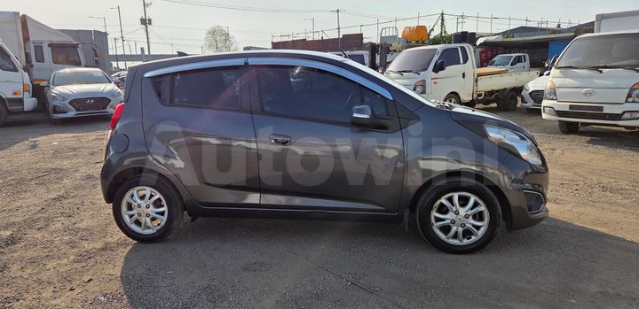 Chevrolet Spark 2015 — 3
