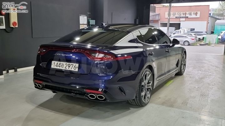 Kia Stinger 2020 — 2