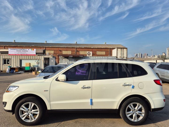Hyundai SantaFe 2010 — 2