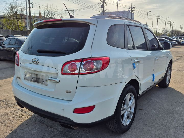 Hyundai SantaFe 2010 — 5