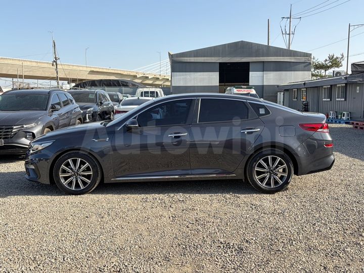 Kia K5 2019 — 3