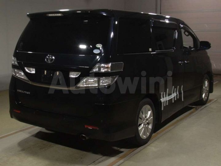 Toyota Vellfire 2009 — 4