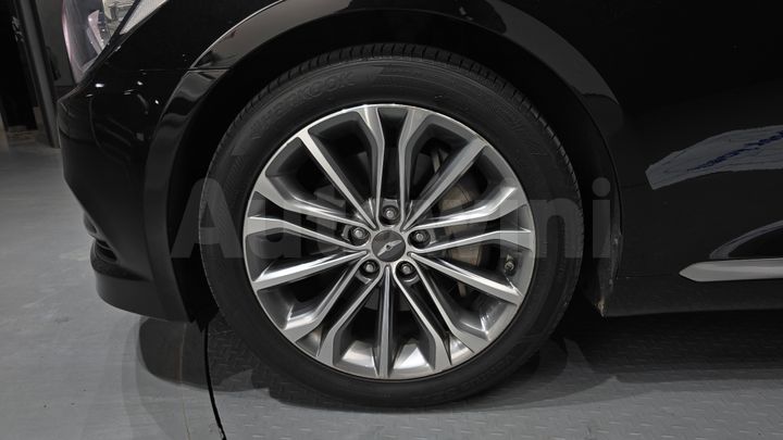 Hyundai Genesis 2015 — 5