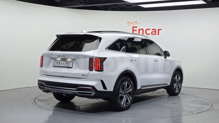 Kia Sorento 2023 — 2