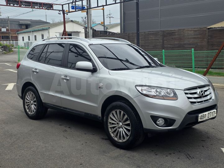 Hyundai SantaFe 2010 — 3