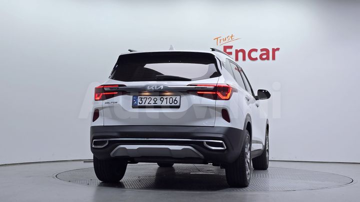 Kia Seltos 2022 — 4