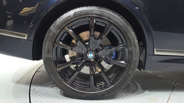 BMW X7 2021 — 5