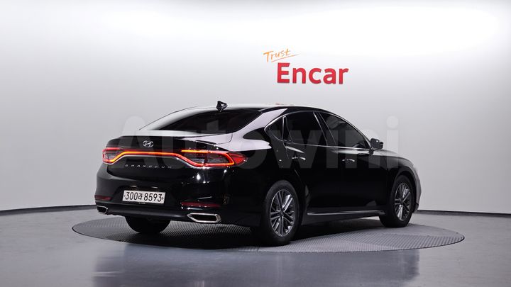 Hyundai Grandeur 2018 — 2