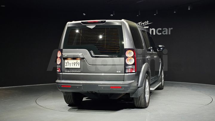 Land Rover Discovery 2015 — 4