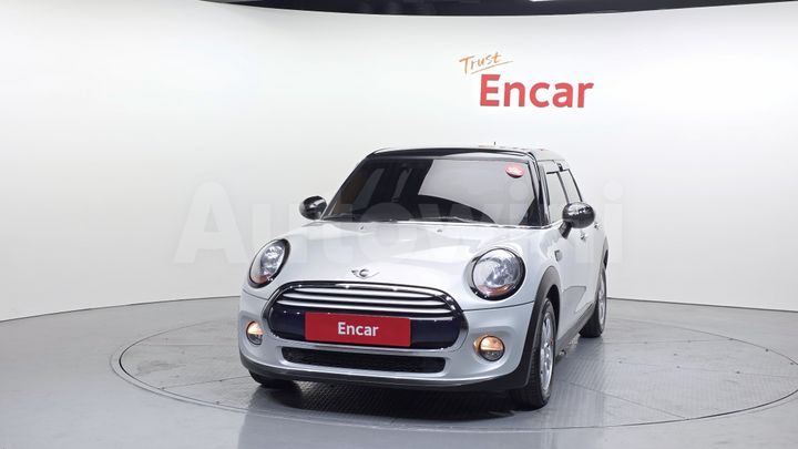 Mini Cooper 2015 — 3