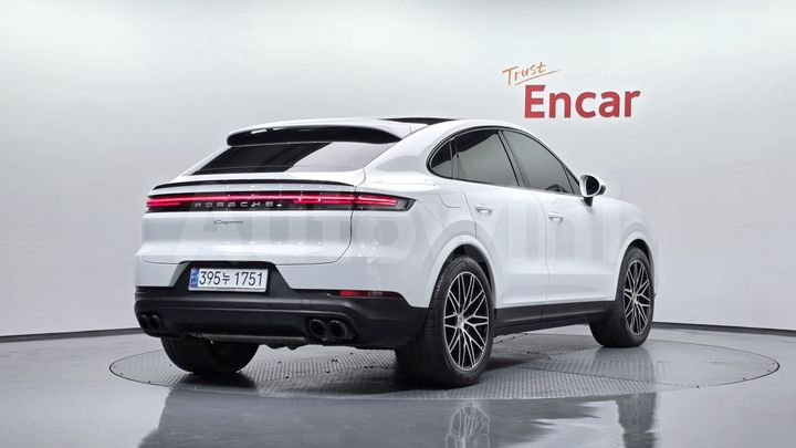 Porsche Cayenne 2024 — 2