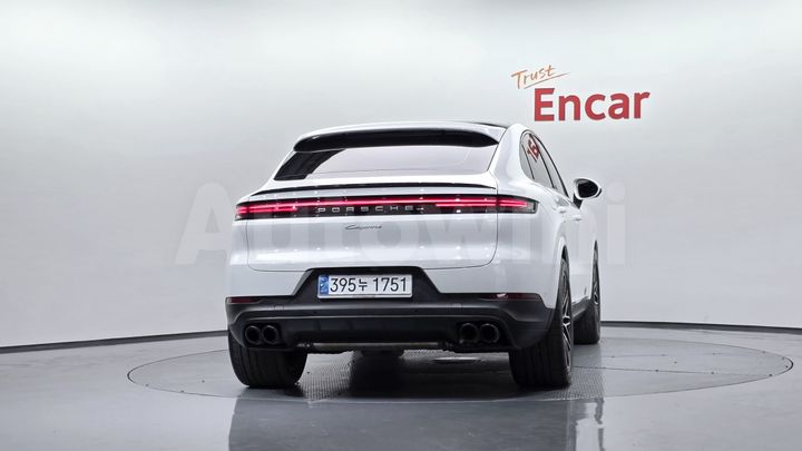 Porsche Cayenne 2024 — 4