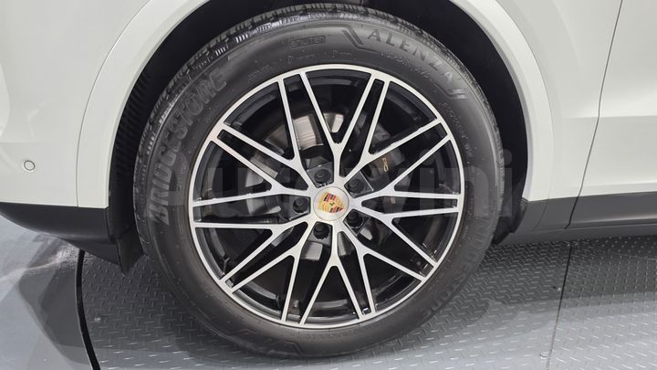 Porsche Cayenne 2024 — 5