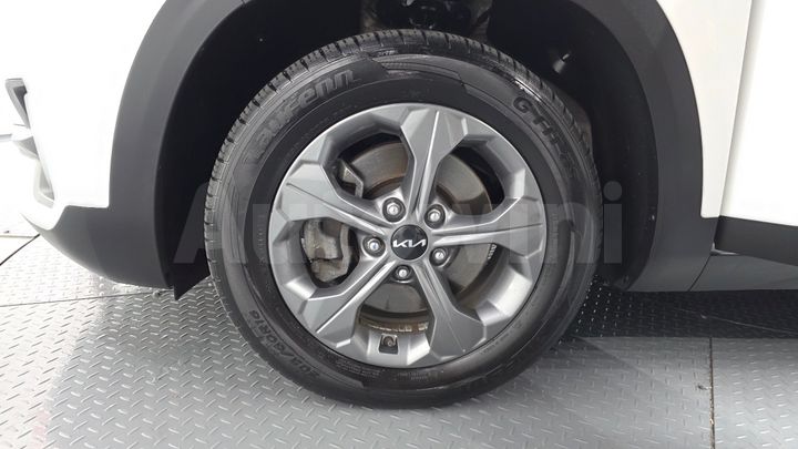 Kia Seltos 2023 — 5