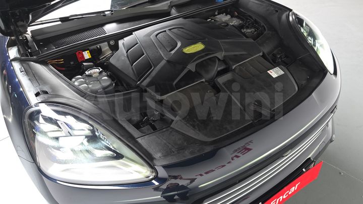 Porsche Cayenne 2021 — 5