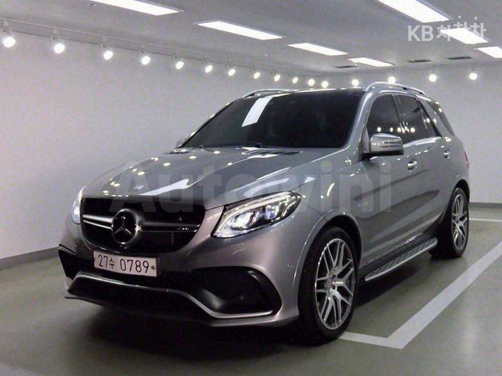 Mercedes Benz GLE Class 2016 — 2