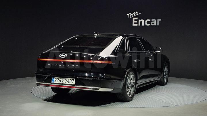 Hyundai Grandeur 2025 — 2