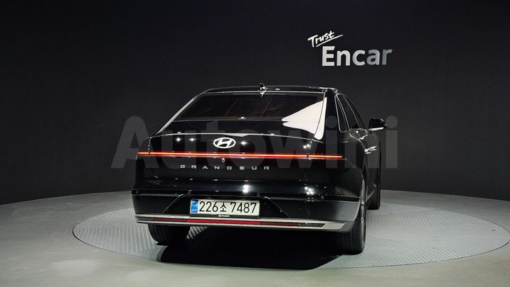 Hyundai Grandeur 2025 — 4