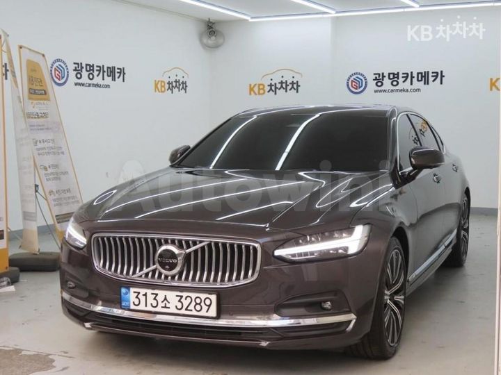 Volvo S90 2022 — 2