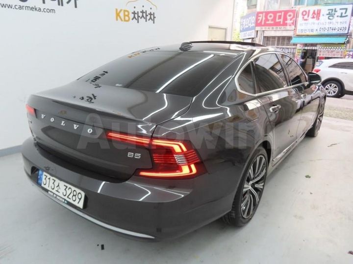 Volvo S90 2022 — 3