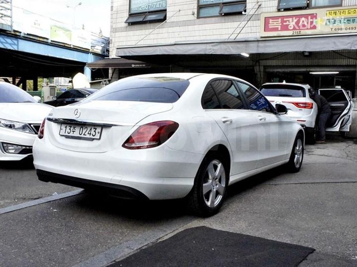 Mercedes Benz C Class 2016 — 4