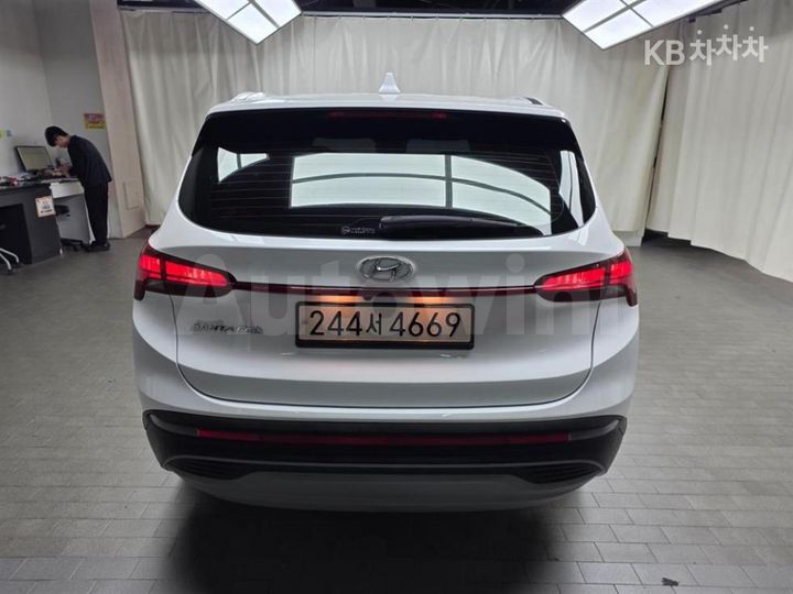 Hyundai SantaFe 2021 — 5
