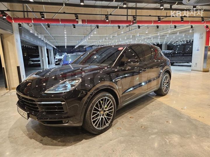 Porsche Cayenne 2022 — 2