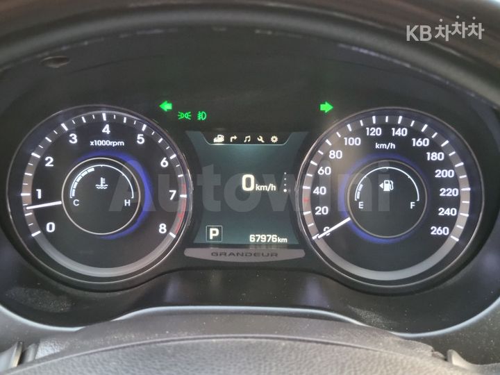 Hyundai Grandeur 2016 — 5