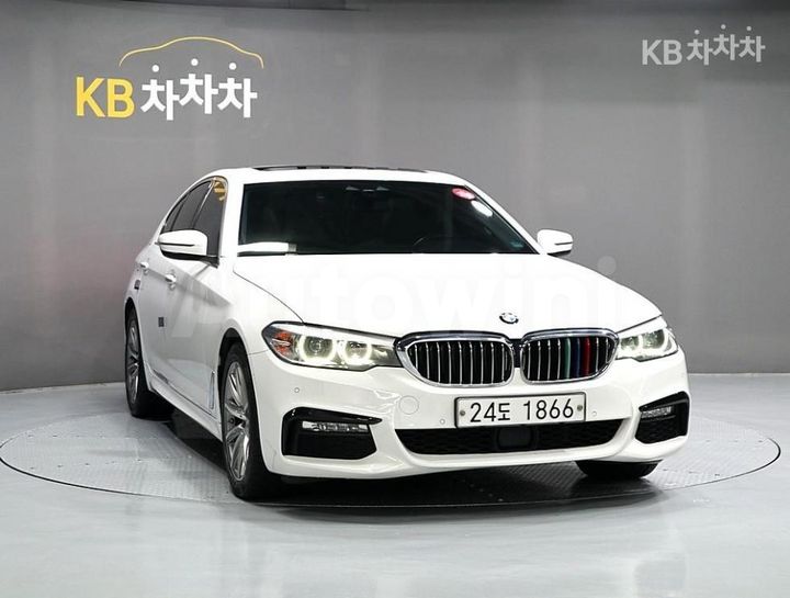 BMW 5 Series 2018 — 2