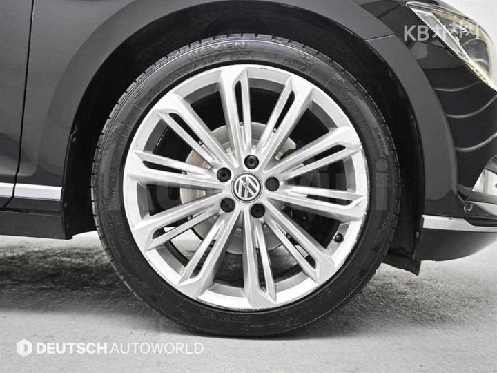 Volkswagen Passat 2018 — 5