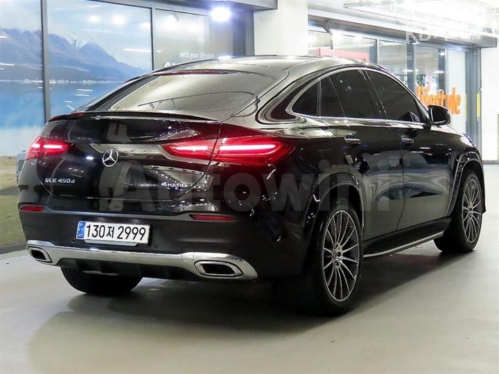 Mercedes Benz GLE Class 2023 — 4