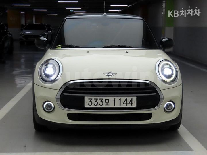 Mini New Convertible 2021 — 2