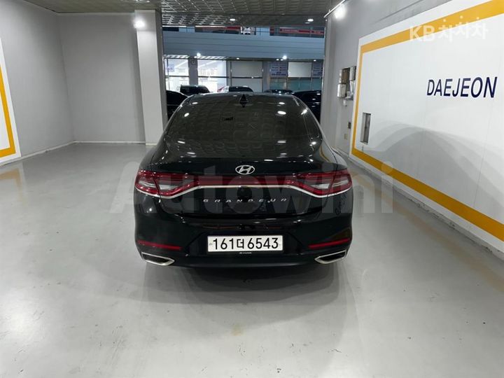 Hyundai Grandeur 2018 — 4