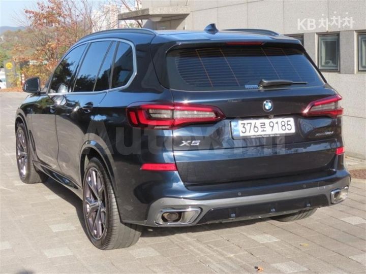 BMW X5 2023 — 4