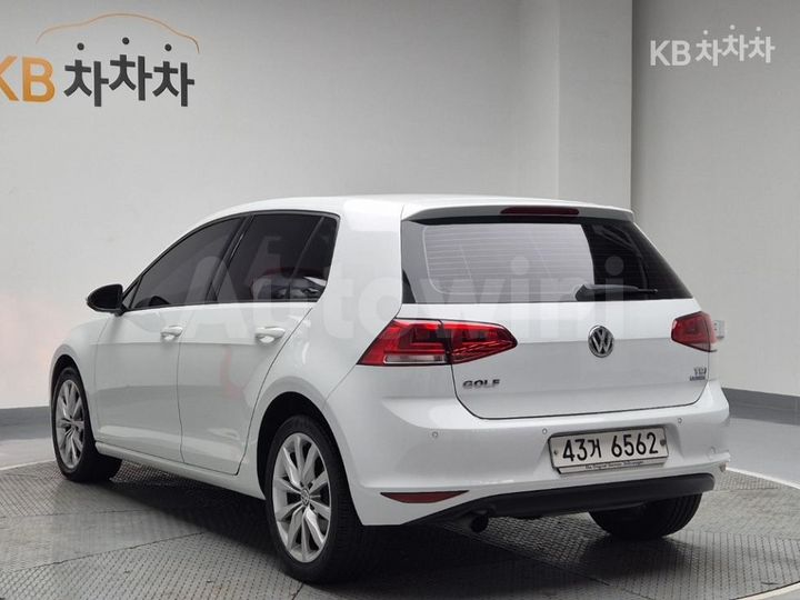 Volkswagen Golf 2013 — 2
