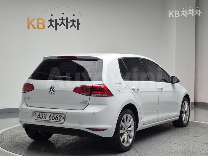 Volkswagen Golf 2013 — 3