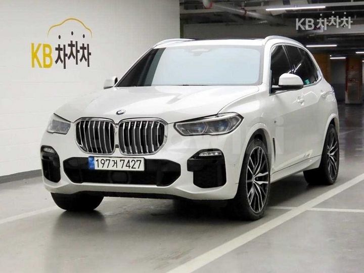 BMW X5 2021 — 2