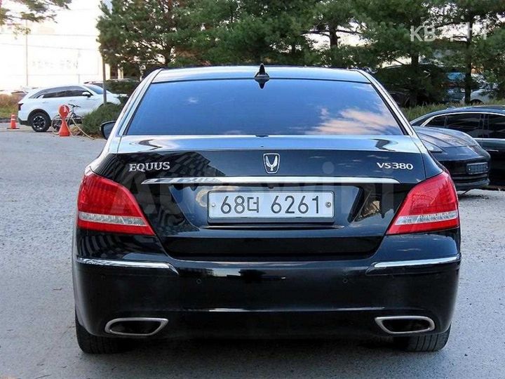 Hyundai Equus 2012 — 4