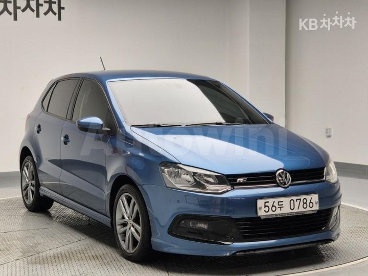 Volkswagen Polo 2015 — 4