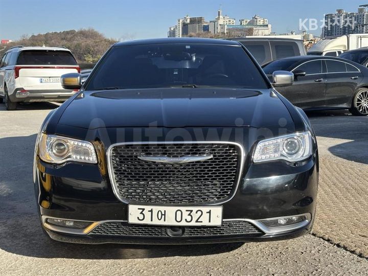 Chrysler 300C 2016 — 2