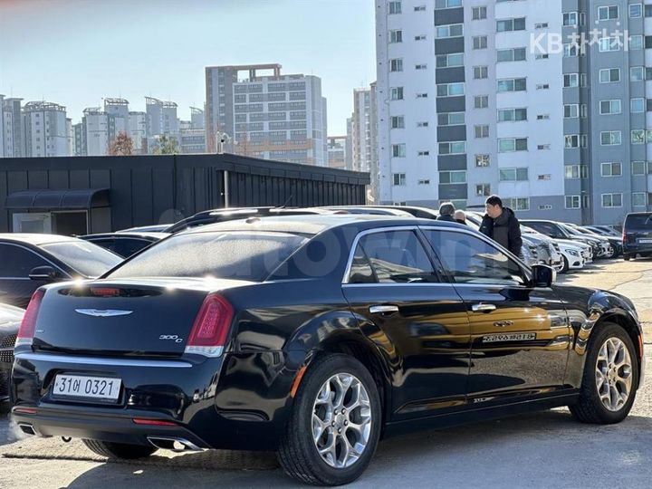 Chrysler 300C 2016 — 4