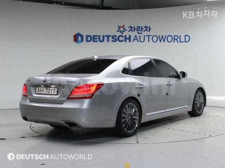 Hyundai Equus 2013 — 2