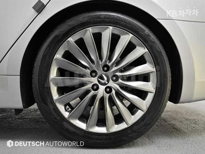 Hyundai Equus 2013 — 5