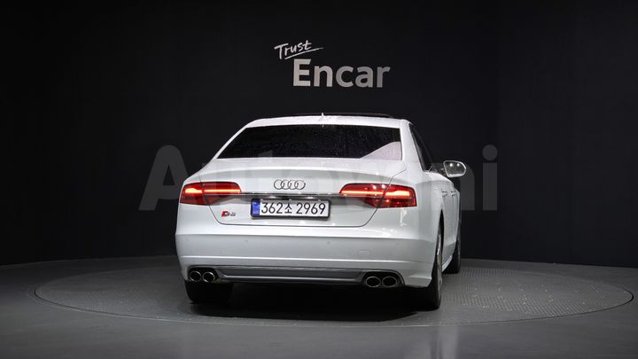 Audi S8 2015 — 4