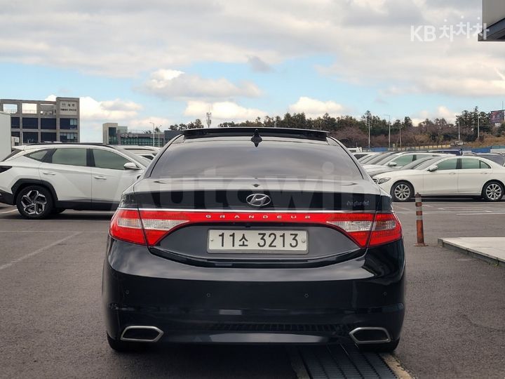 Hyundai Grandeur 2016 — 3