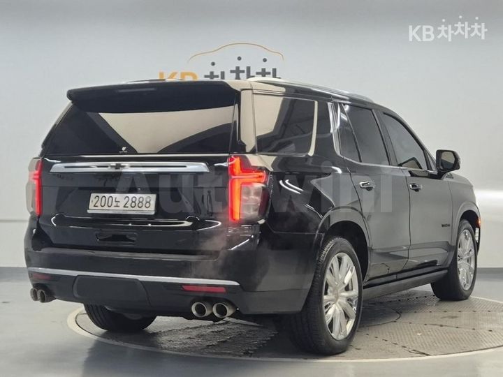 Chevrolet Tahoe 2022 — 3