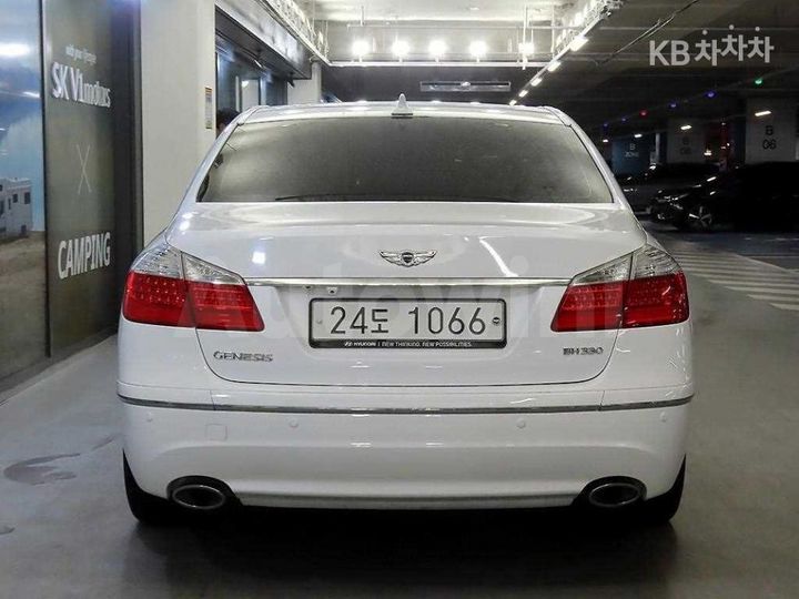 Hyundai Genesis 2008 — 5